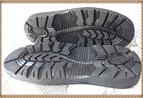 厂价直销 耐油耐酸碱 劳保鞋底 耐高温橡胶鞋底 型号: 2015